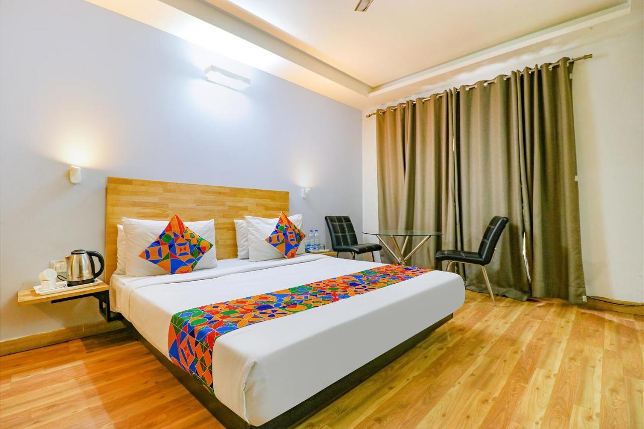 ניו דלהי Fabhotel Majestic Jpm I מראה חיצוני תמונה