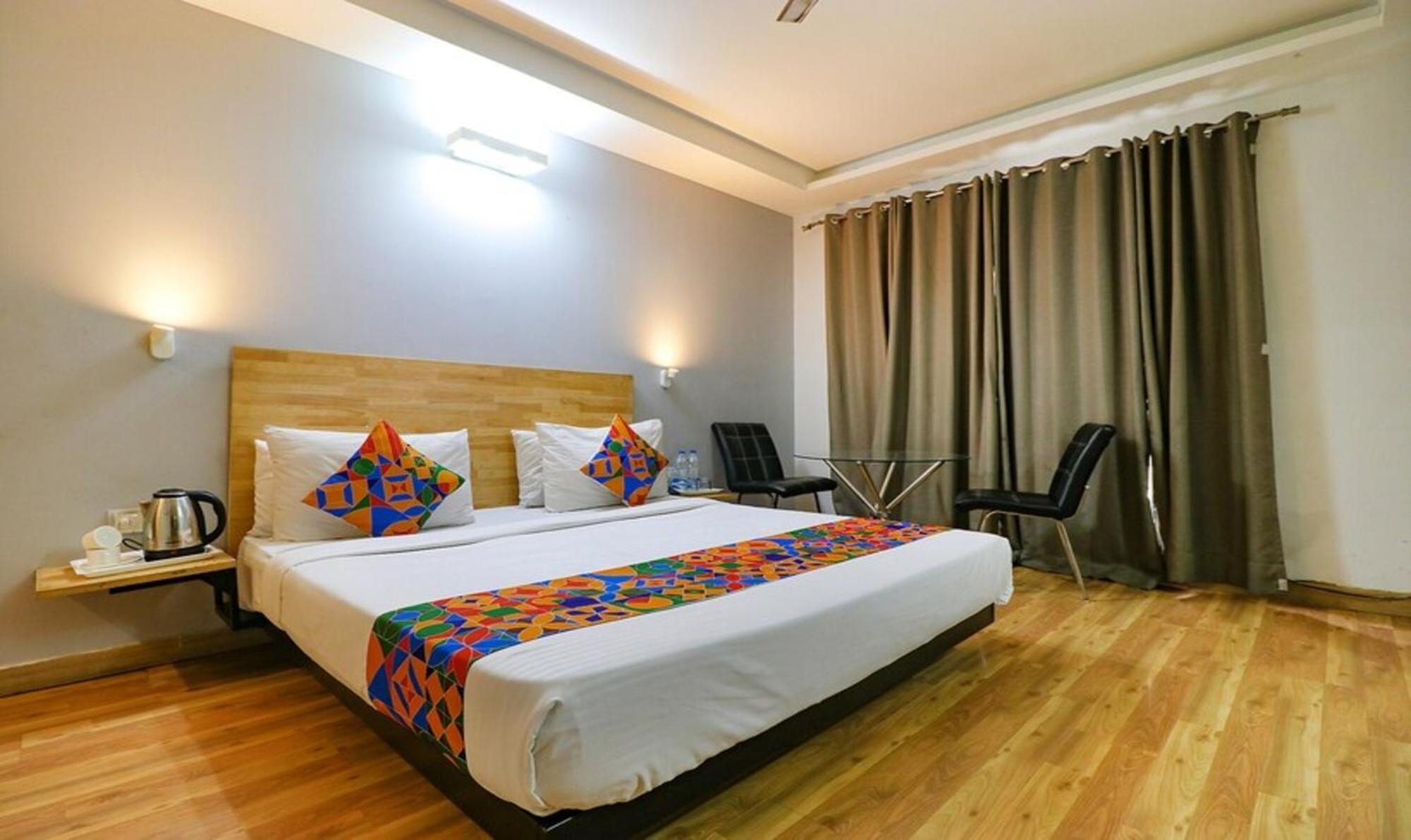 ניו דלהי Fabhotel Majestic Jpm I מראה חיצוני תמונה