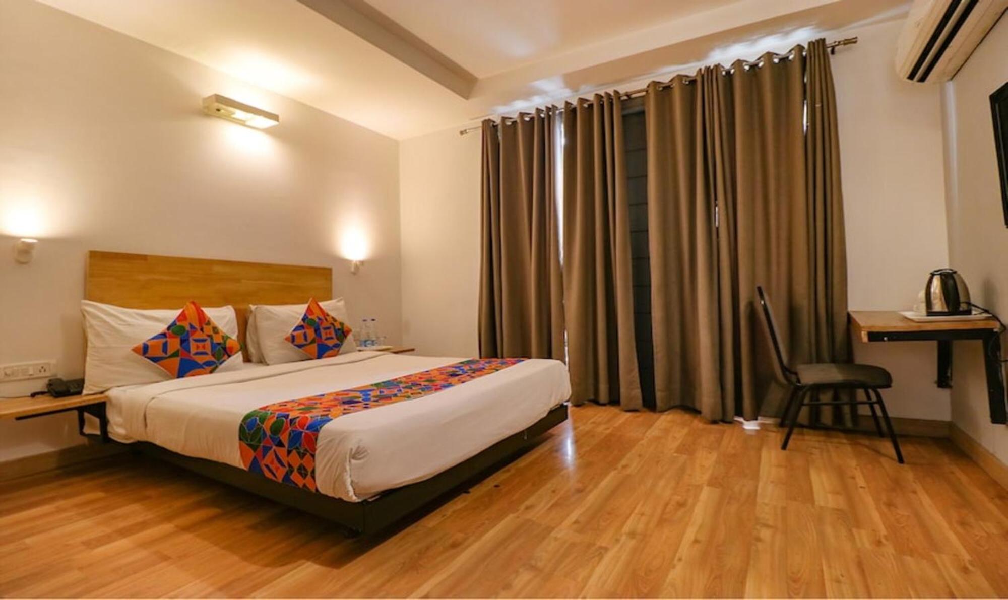 ניו דלהי Fabhotel Majestic Jpm I מראה חיצוני תמונה