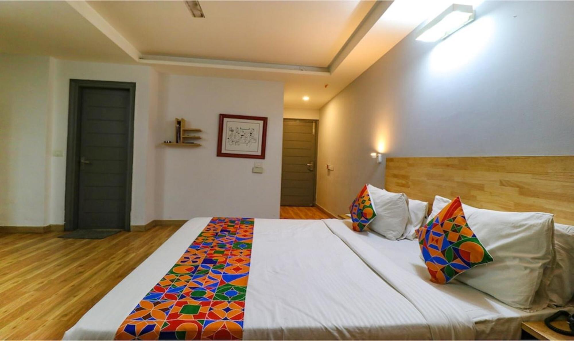 ניו דלהי Fabhotel Majestic Jpm I מראה חיצוני תמונה