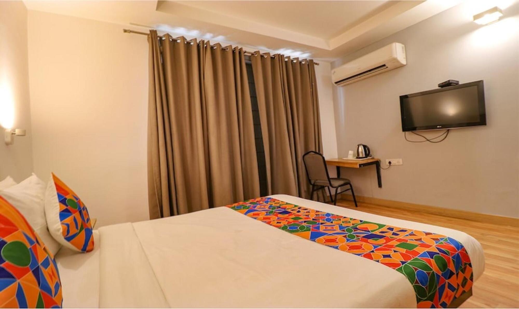 ניו דלהי Fabhotel Majestic Jpm I מראה חיצוני תמונה